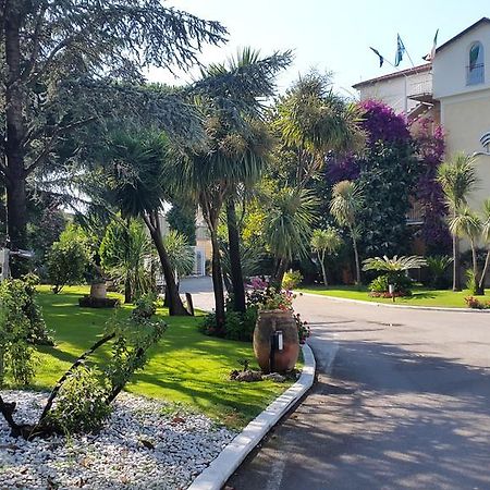 Hotel Mediterraneo Qualiano Eksteriør billede
