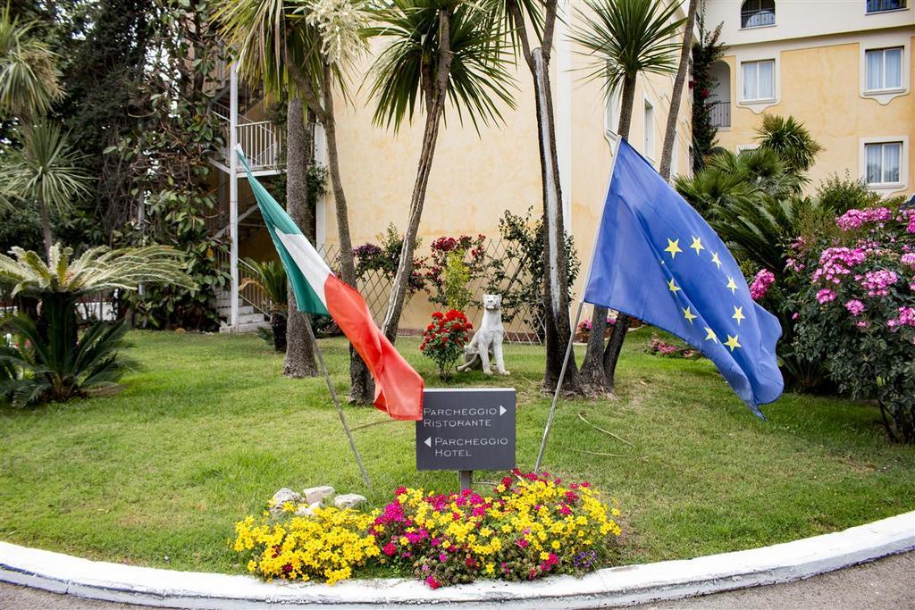 Hotel Mediterraneo Qualiano Eksteriør billede